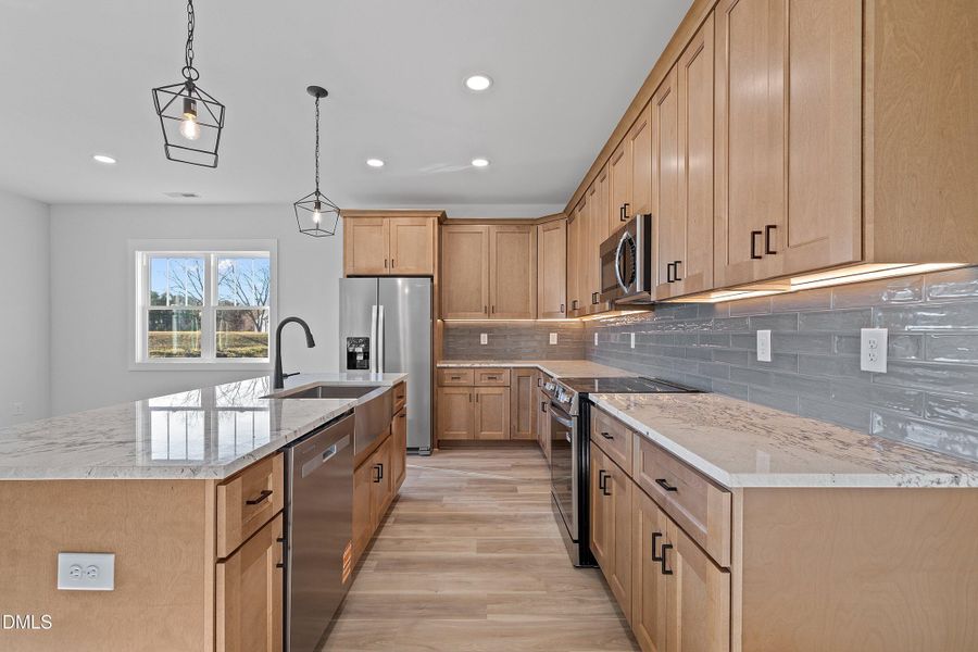 16-4400 Fairhaven Dr_2452