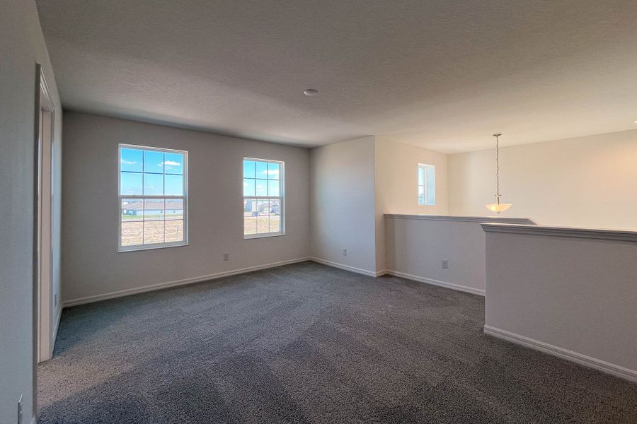 Spacious, unfurnished interior of a new home in Trinity Lakes, Groveland (Image 12).