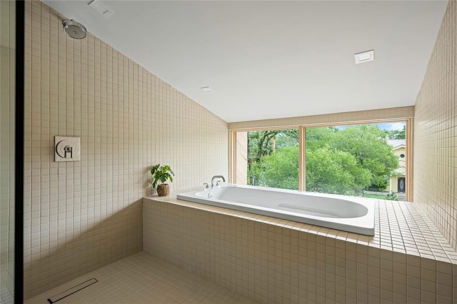 Image 37 of a home in .