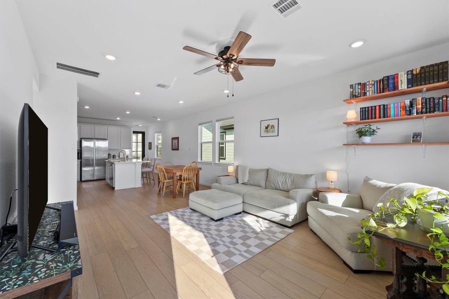 Furnished interior view inside a new home in Mason Woods 40s, Cypress (Image 20). Furnished interior view inside a new home in Mason Woods 40s, Cypress (Image 20).