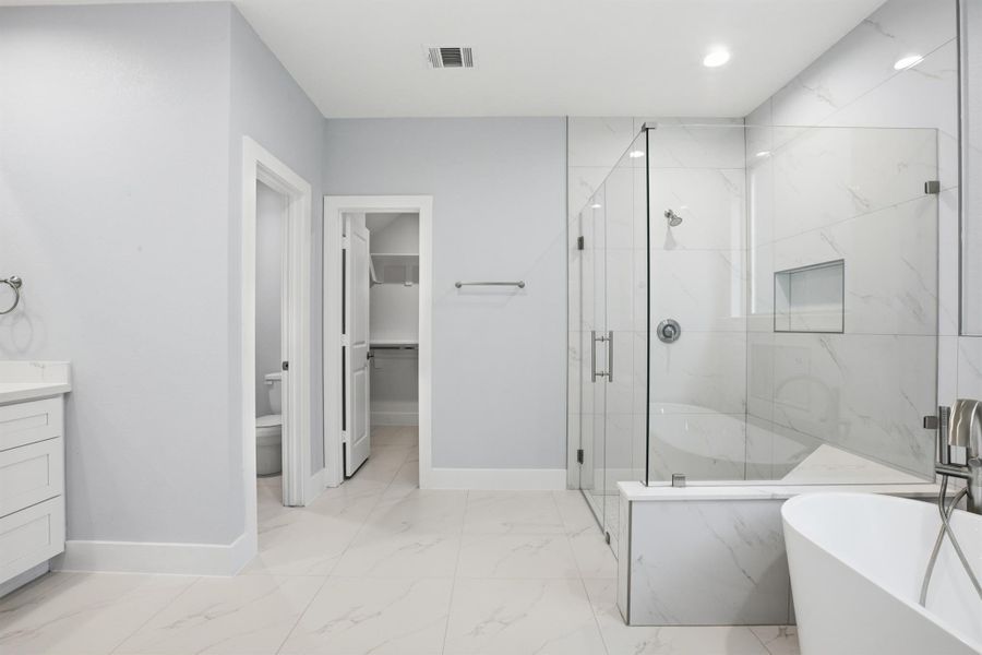Furnished interior view inside a new home in , Magnolia (Image 6).