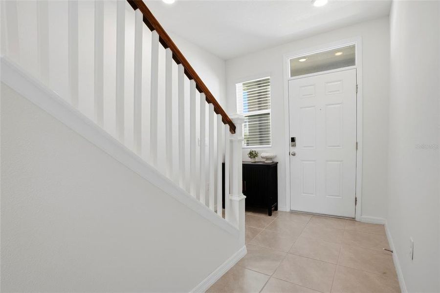 Spacious, unfurnished interior of a new home in , Wesley Chapel (Image 22).