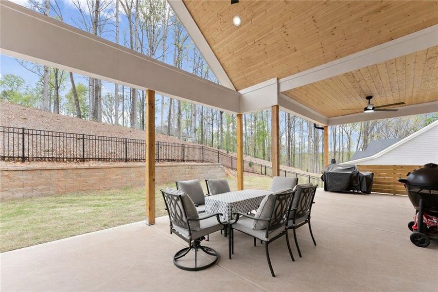 Exterior details and patio area of a home in , Jefferson (Image 4).