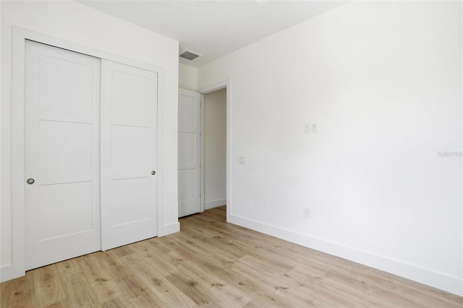 Spacious, unfurnished interior of a new home in , Punta Gorda (Image 21).