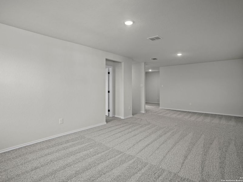Spacious, unfurnished interior of a new home in Horizon Pointe, San Antonio (Image 30). Spacious, unfurnished interior of a new home in Horizon Pointe, San Antonio (Image 30).
