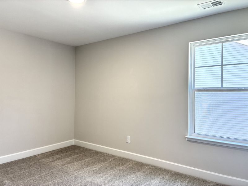 Spacious, unfurnished interior of a new home in Holly Ridge, Greenville (Image 19). Spacious, unfurnished interior of a new home in Holly Ridge, Greenville (Image 19).