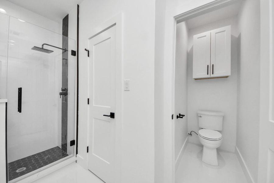 Image 18 of a home in .