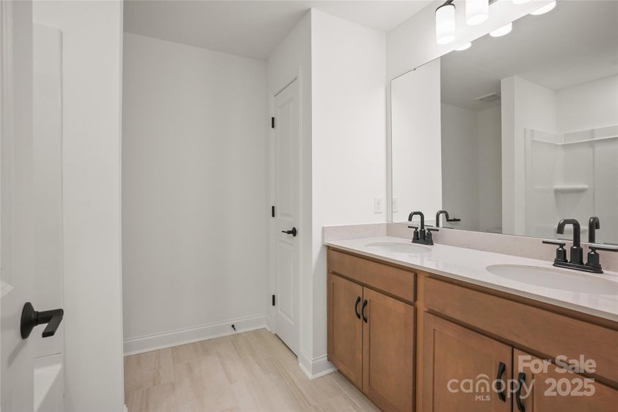 Furnished interior view inside a new home in Forest Creek, Waxhaw (Image 12).