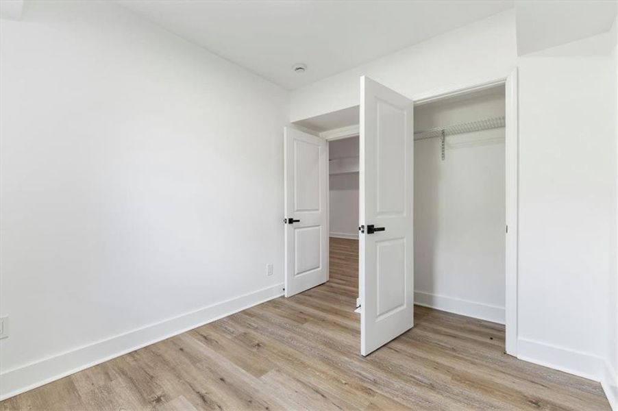Spacious, unfurnished interior of a new home in , Fairburn (Image 32).