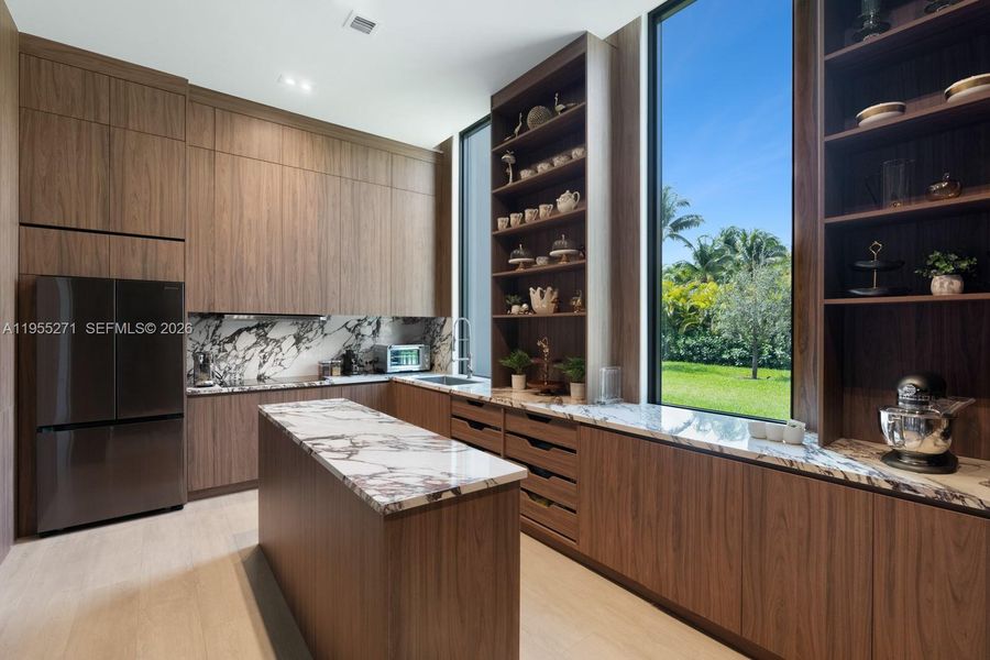 Furnished interior view inside a new home in , Pinecrest (Image 50).