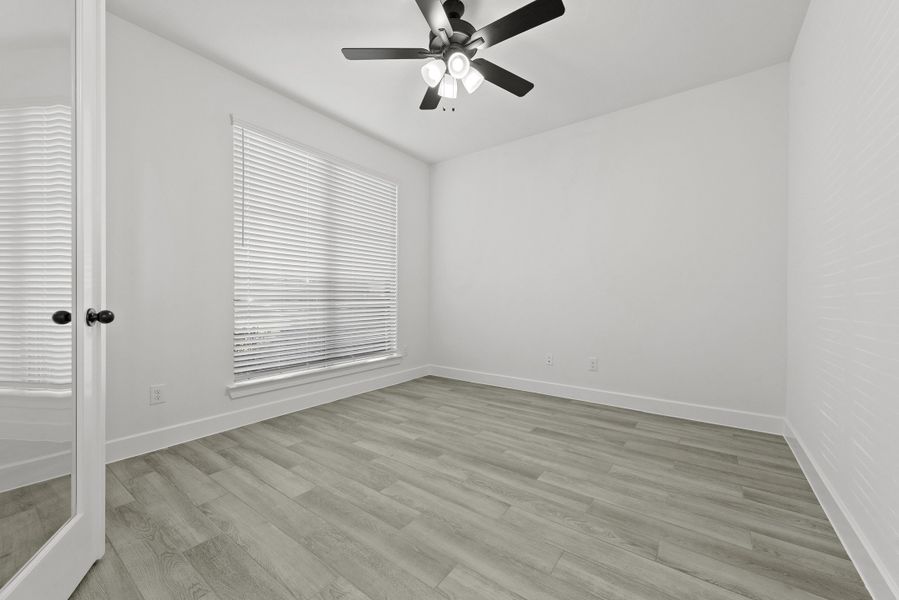 Representative unfurnished interior of a home built from the The Milton III by Westin Homes in Kresston - 65', Montgomery (Image 6).