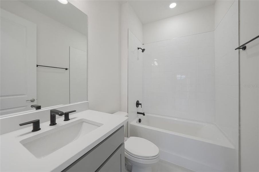 Furnished interior view inside a new home in Turnleaf, Punta Gorda (Image 16). Furnished interior view inside a new home in Turnleaf, Punta Gorda (Image 16).