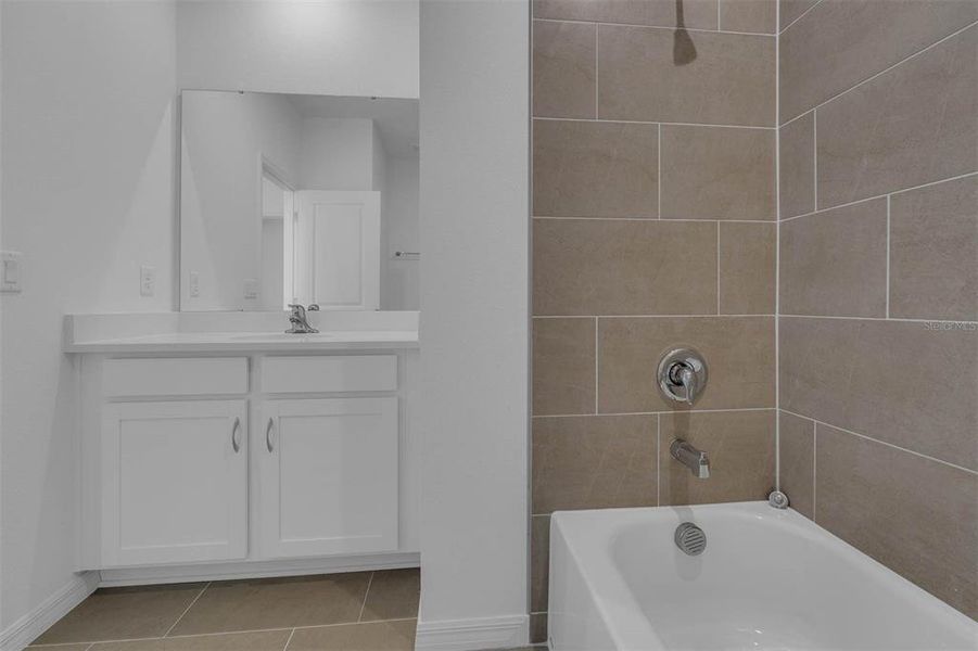 Furnished interior view inside a new home in Brack Ranch, St. Cloud (Image 24).