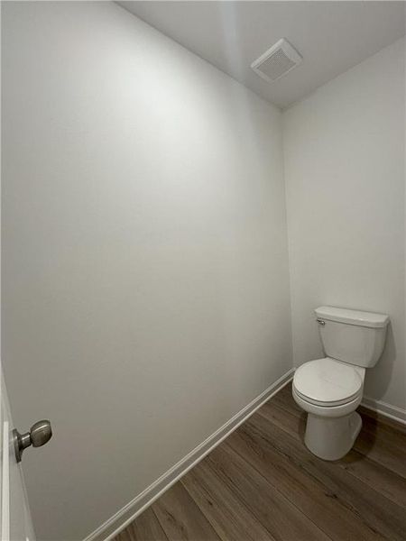 Spacious, unfurnished interior of a new home in Buice Lake, Acworth (Image 21).