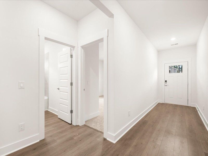 Spacious, unfurnished interior of a new home in The Coves at Lakes of Cane Bay, Summerville (Image 34). Spacious, unfurnished interior of a new home in The Coves at Lakes of Cane Bay, Summerville (Image 34).