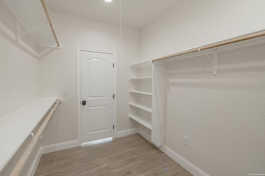 Spacious, unfurnished interior of a new home in , Poteet (Image 14).