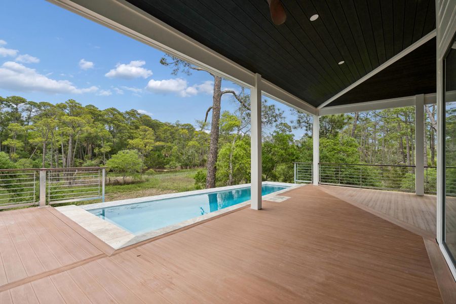 Exterior details and patio area of a home in , Folly Beach (Image 40).