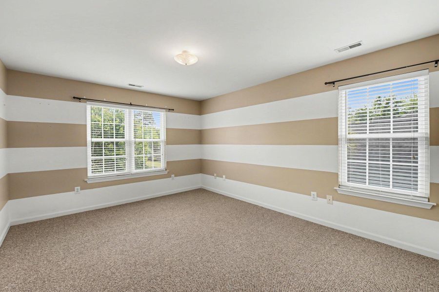 Spacious, unfurnished interior of a new home in , North Charleston (Image 39).