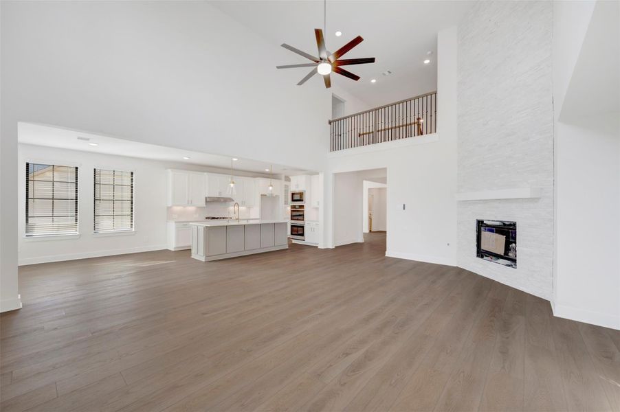 Spacious, unfurnished interior of a new home in The Oaks on 6th Street, Magnolia (Image 32).