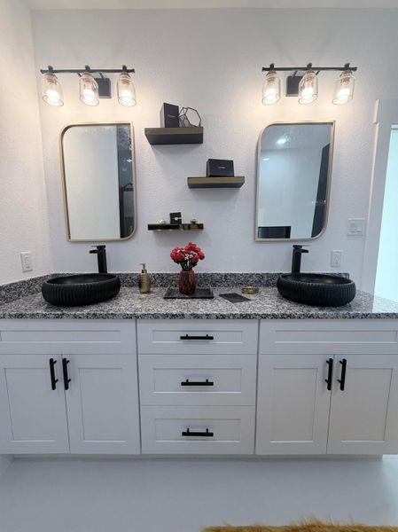 Image 29 of a home in .