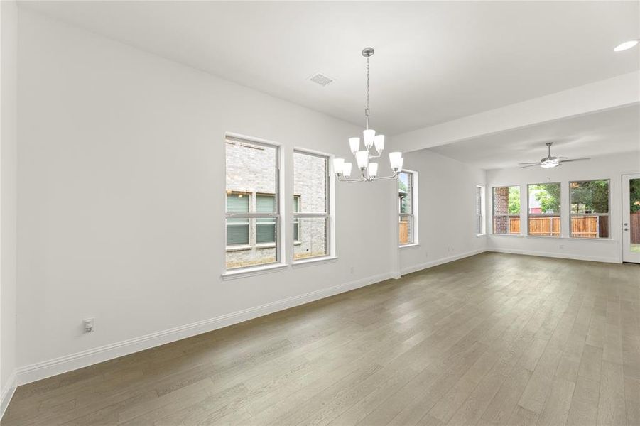 06. 3622 Finnian - Dining (2) 06. 3622 Finnian - Dining (2)