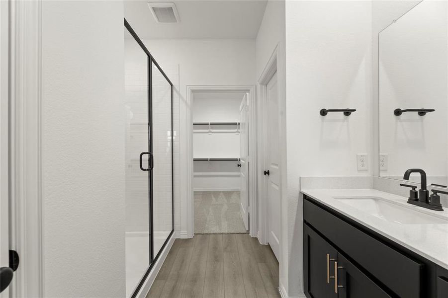 15. 745 Waterhouse - Bath (2) 15. 745 Waterhouse - Bath (2)