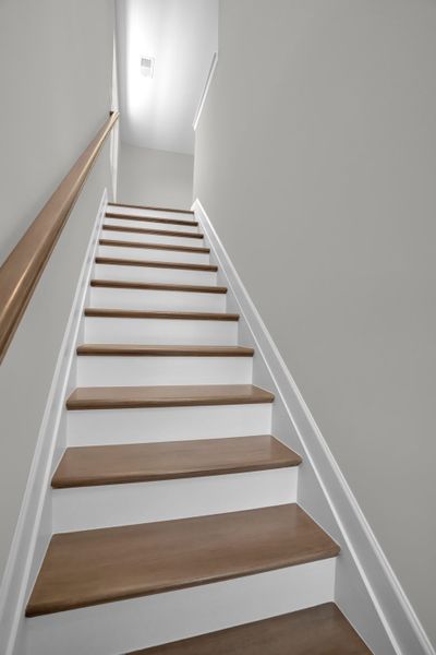 Interior photo of a similar plan (The Charleston). Features & selections may vary. Interior photo of a similar plan (The Charleston). Features & selections may vary.