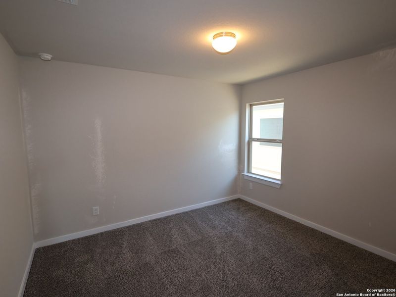 Spacious, unfurnished interior of a new home in Winding Brook, San Antonio (Image 17).