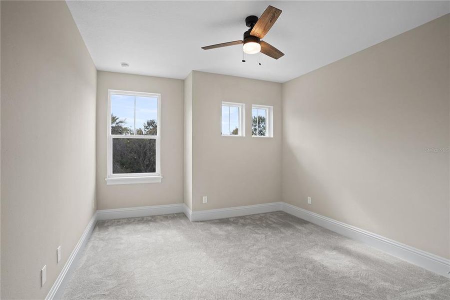 Spacious, unfurnished interior of a new home in , Apopka (Image 38).