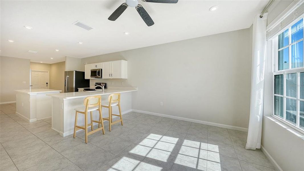 Furnished interior view inside a new home in , Bradenton (Image 13).