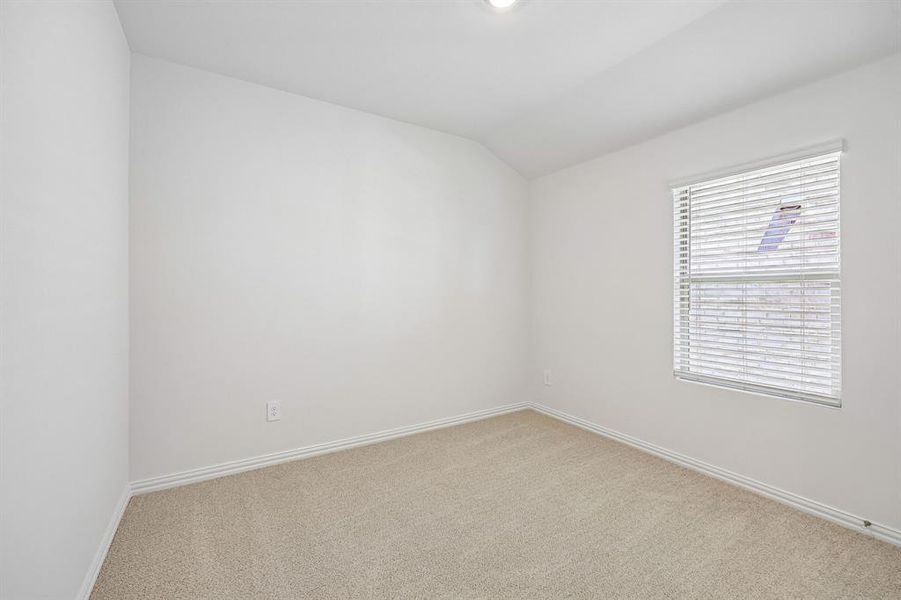 Spacious, unfurnished interior of a new home in Stella Hills, Denton (Image 22).
