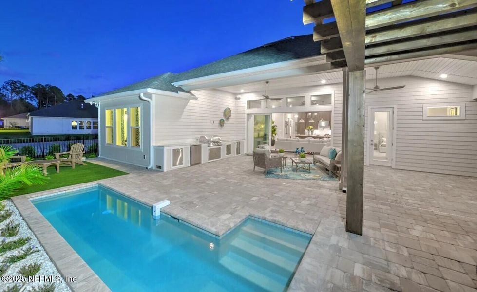 Image 33 of a home in .