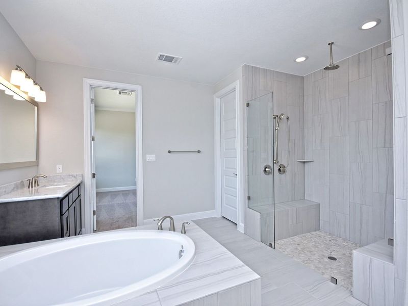 Representative furnished interior of a home built from the Catalina by Giddens Homes in Clearwater Ranch, Liberty Hill (Image 68).