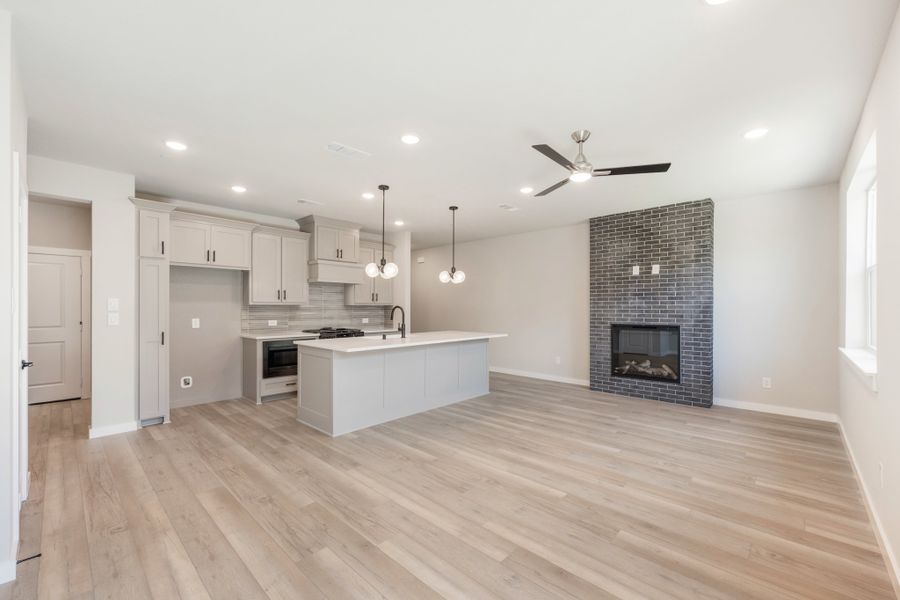 Furnished interior view inside a new home in Woodbridge Townhomes, Wylie (Image 12).