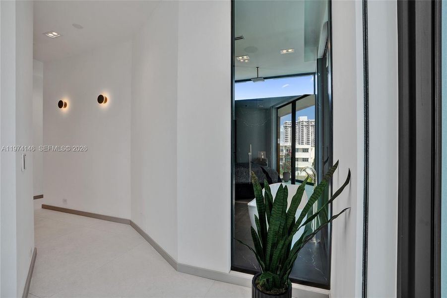 Image 73 of a home in .