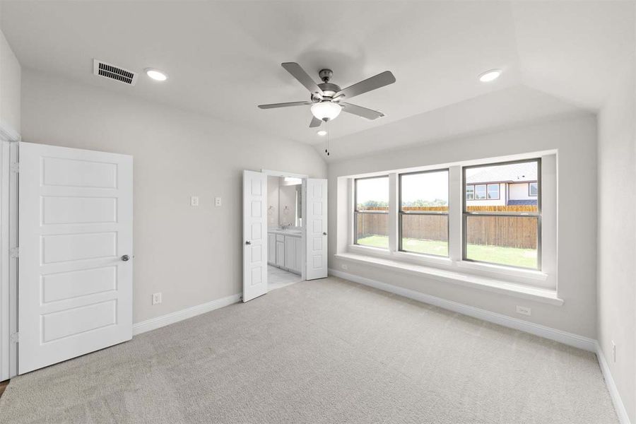 Representative unfurnished interior of a home built from the Corrigan by Pacesetter Homes in Elevon, Lavon (Image 30).