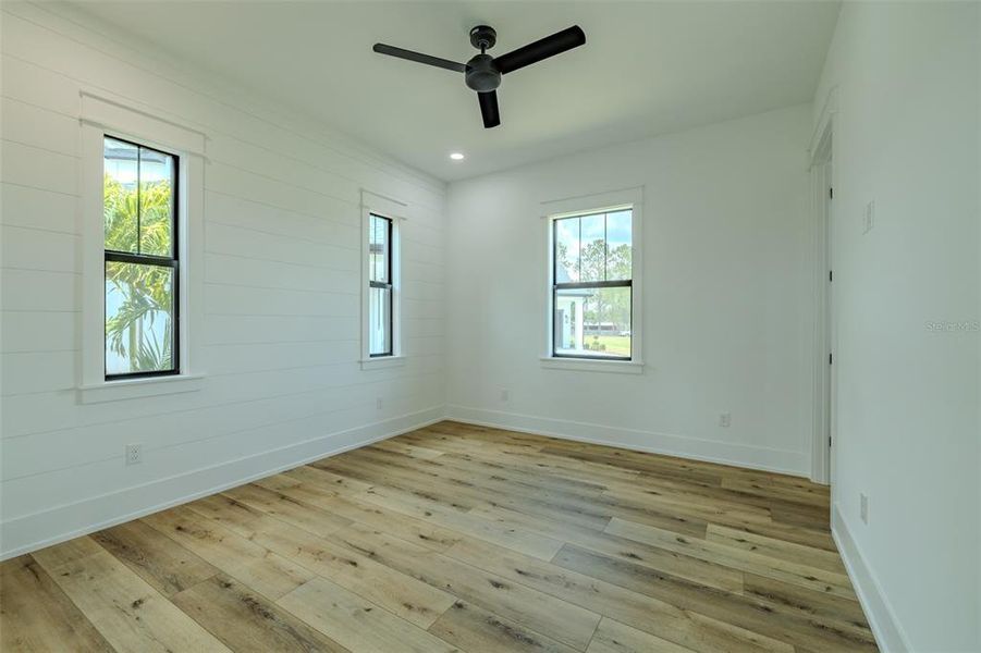 Spacious, unfurnished interior of a new home in , Lithia (Image 52).