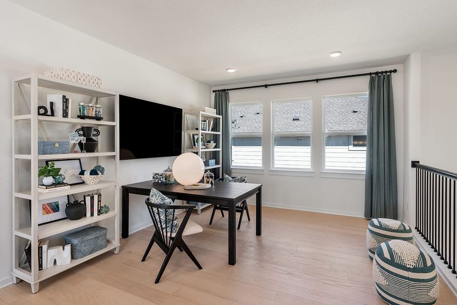 Image 13 representing the Linden by Tri Pointe Homes in Lagos Reserve, Manor, TX.