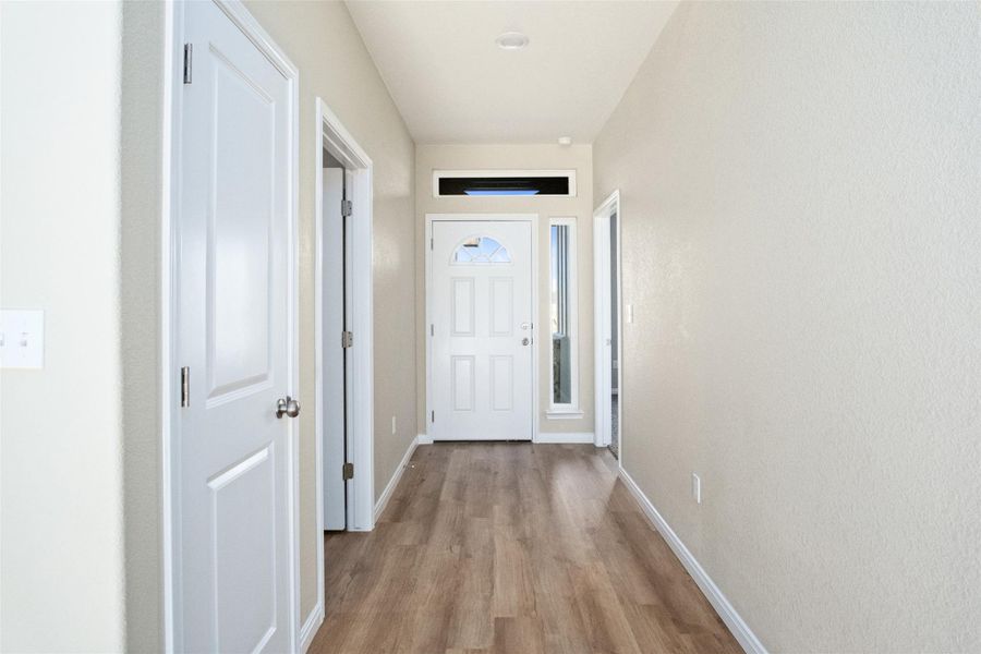 Spacious, unfurnished interior of a new home in , Temple (Image 21).