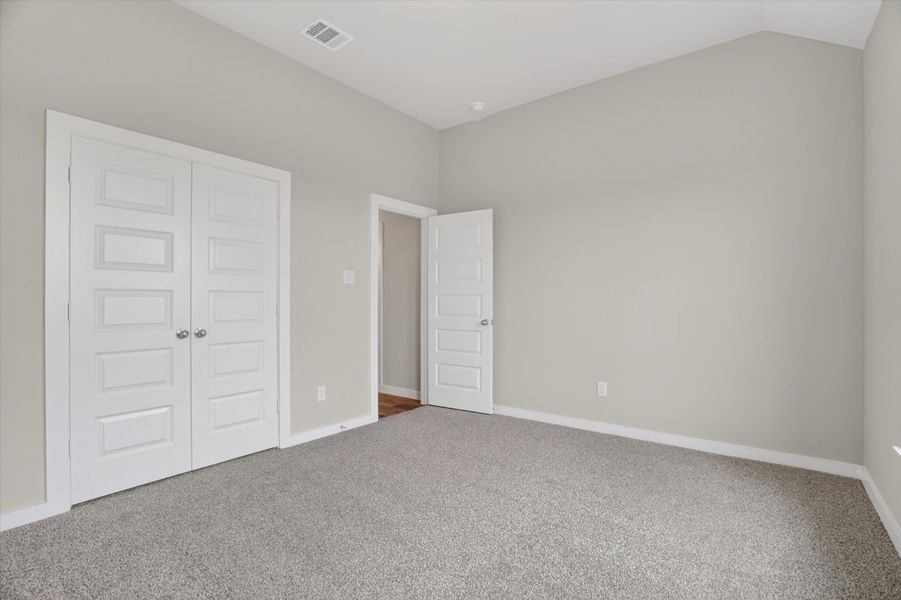 Spacious, unfurnished interior of a new home in Terra Vista Estates, Springtown (Image 50).
