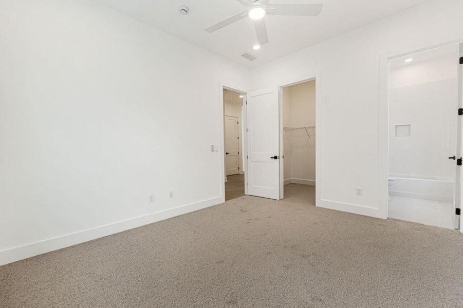 Spacious, unfurnished interior of a new home in Parkside Roswell, Roswell (Image 39).