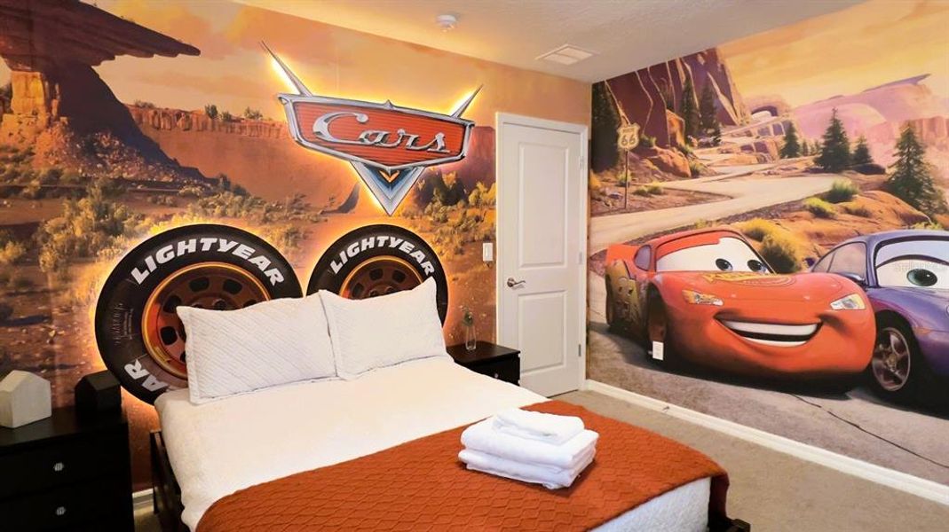 Furnished interior view inside a new home in , Clermont (Image 35).