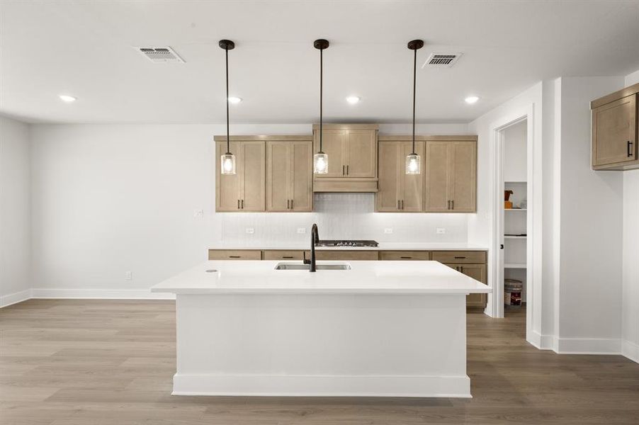 1632 Ginger- Kitchen-1