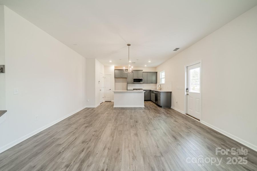 Spacious, unfurnished interior of a new home in Stewarts Landing, Charlotte (Image 31).