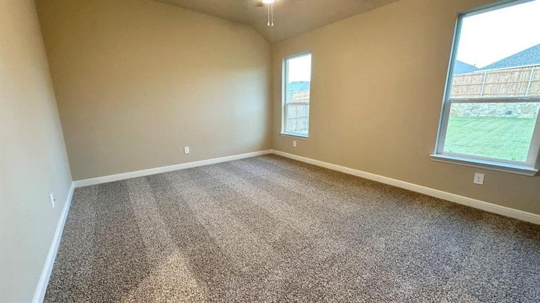 Spacious, unfurnished interior of a new home in Rock Creek Ranch, Fort Worth (Image 15). Spacious, unfurnished interior of a new home in Rock Creek Ranch, Fort Worth (Image 15).