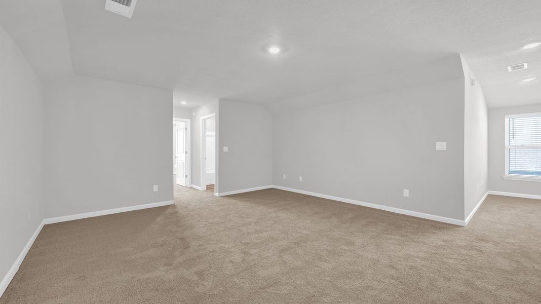 Representative unfurnished interior of a home built from the CLIFTON BONUS by D.R. Horton in Shiloh Springs, Jackson (Image 38). Representative unfurnished interior of a home built from the CLIFTON BONUS by D.R. Horton in Shiloh Springs, Jackson (Image 38).