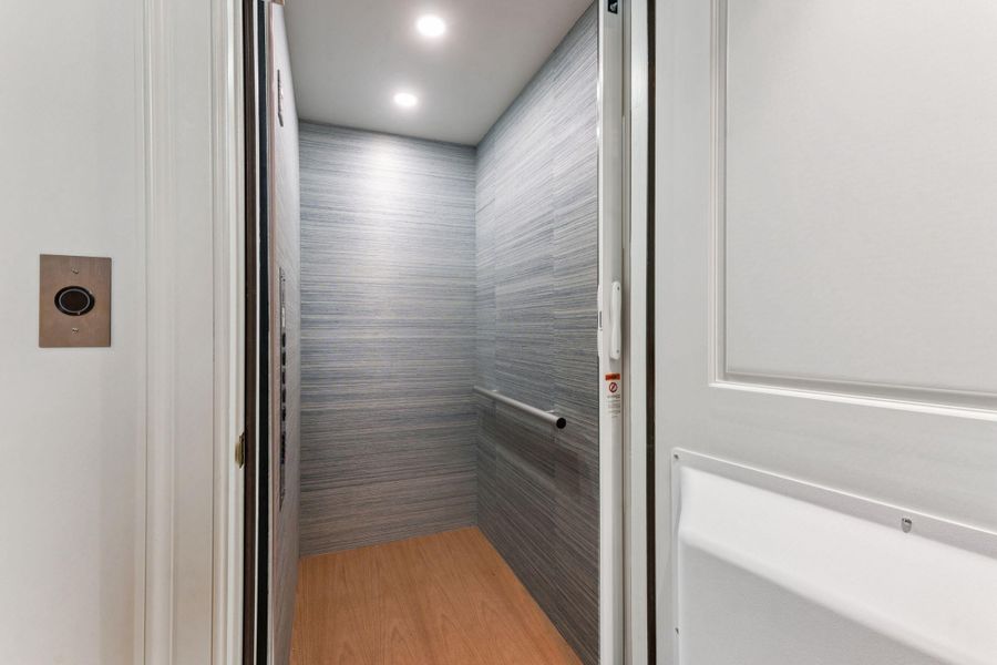 Image 50 of a home in .