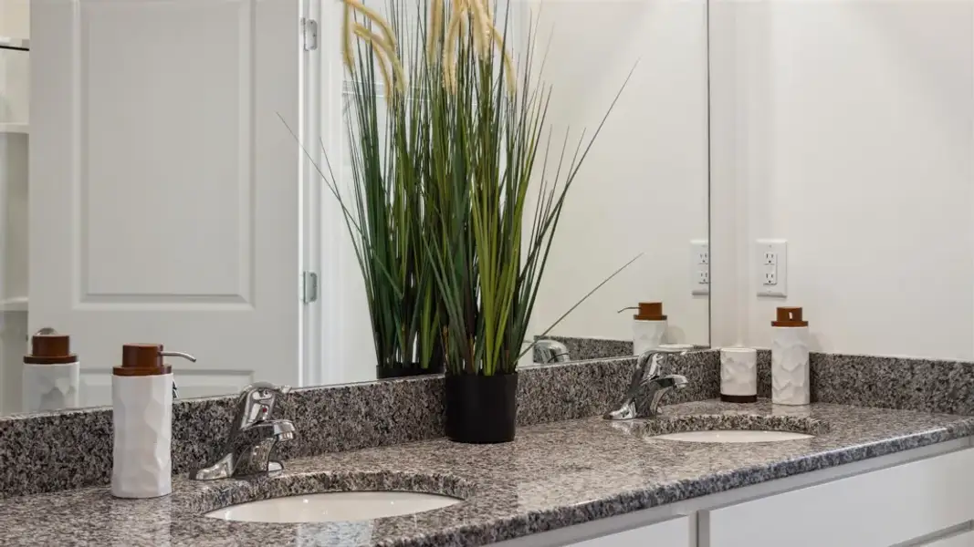 Close-up of interior finishes inside a home in Creekside Ridge, Dandridge (Image 20).