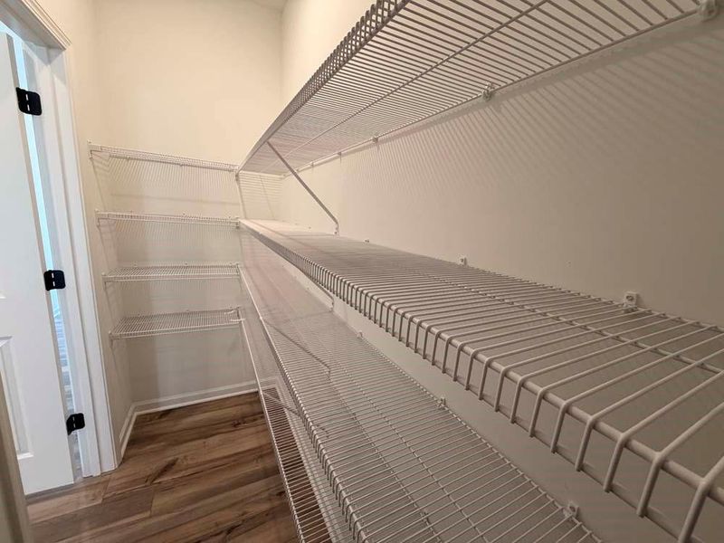 Spacious, unfurnished interior of a new home in Laurelwood, Douglasville (Image 17).