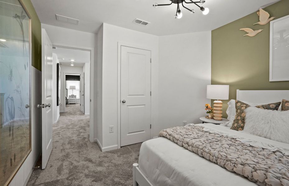 Representative furnished interior of a home built from the Palomino by Pulte Homes in Riverstone, Monroe (Image 35).